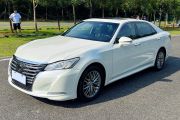 丰田 皇冠 2017款 2.0T 运动版