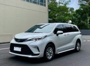 丰田 格瑞维亚 2023款 智能电混双擎 2.5L 舒适版